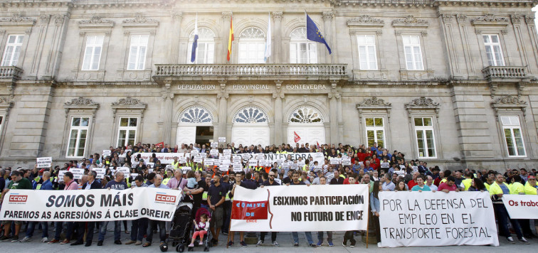 O grupo provincial do PP na Deputación de Pontevedra abandona o pleno e acusa a Silva de retirarlle a palabra