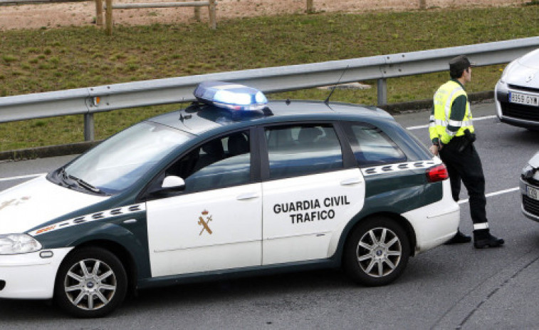 Identifican un motorista a 221 quilómetros por hora pola Autovía do Salnés