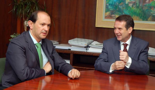 Louzán e Caballero negan que recibisen dádivas na operación Patos