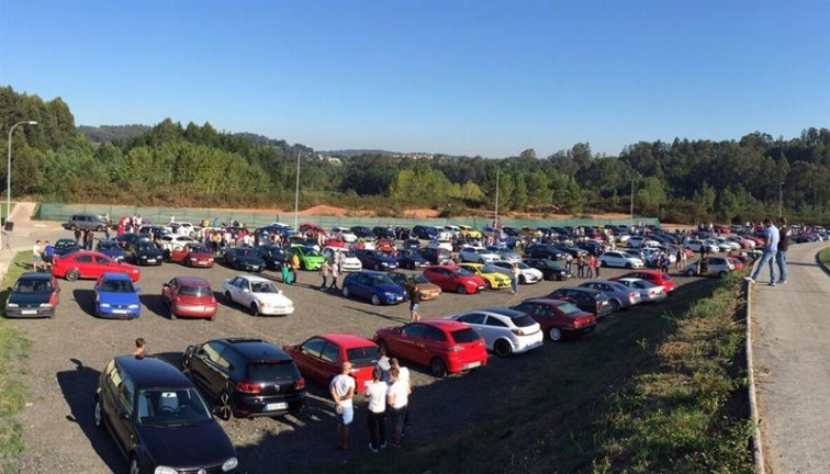 Más de 200 vehículos se movilizan en apoyo a las víctimas del Rally