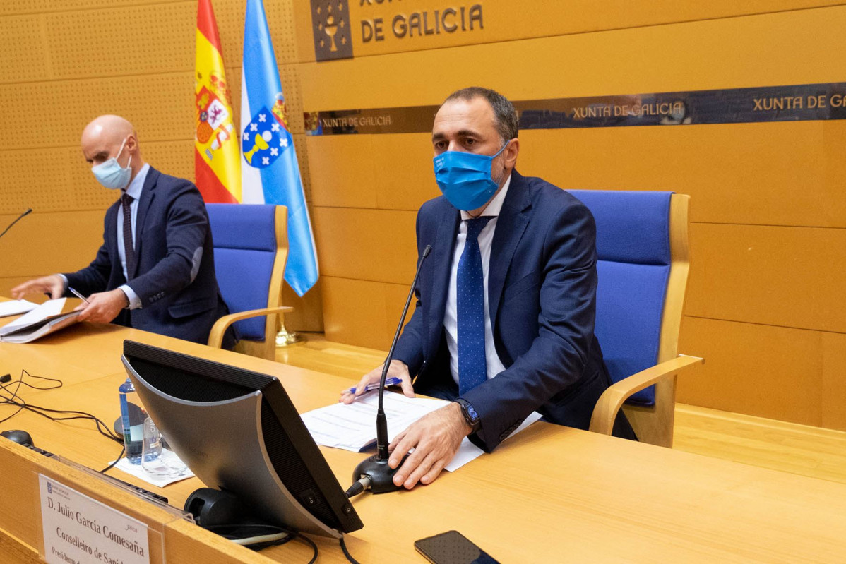 Rueda de prensa del conselleiro de Sanidade, Julio García Comesaña.