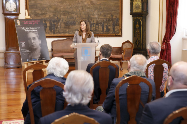 La alcaldesa de A Coruña, Inés Rey, en la presentación de los Juegos Florales de María Pita