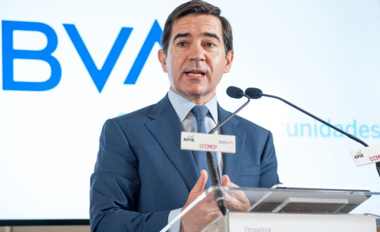 Los espionajes de Villarejo condicionan una posible fusión entre BBVA y Banco Santander