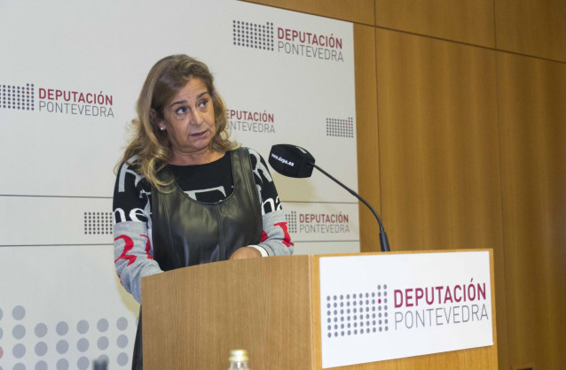 La presidenta de la Diputación de Pontevedra, Carmela Silva, en rueda de prensa.