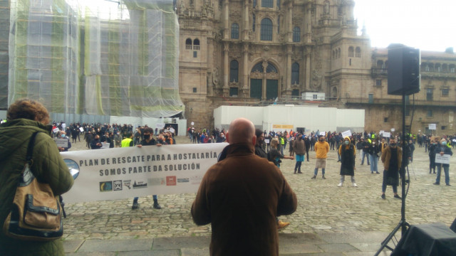 Manifestación del sector de la hostelería y del ocio nocturno en Santiago de Compostela