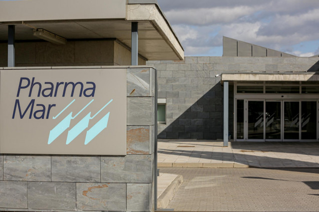 Entrada a la sede de PharmaMar, empresa que anunció el pasado martes día 3 de marzo que podría contar en menos de un mes con un tratamiento para tratar el actual brote de coronavirus, denominado Covid-19, en Colmenar Viejo/Madrid (España), a 5 de marzo de
