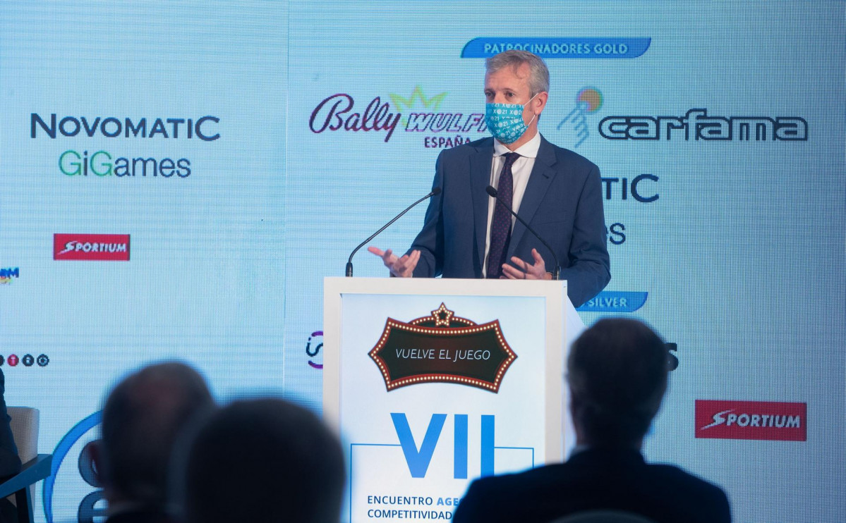 El vicepresidente primero de la Xunta, Alfonso Rueda, participa en un encuentro organizado por la Asociación Gallega de Empresas Operadoras.