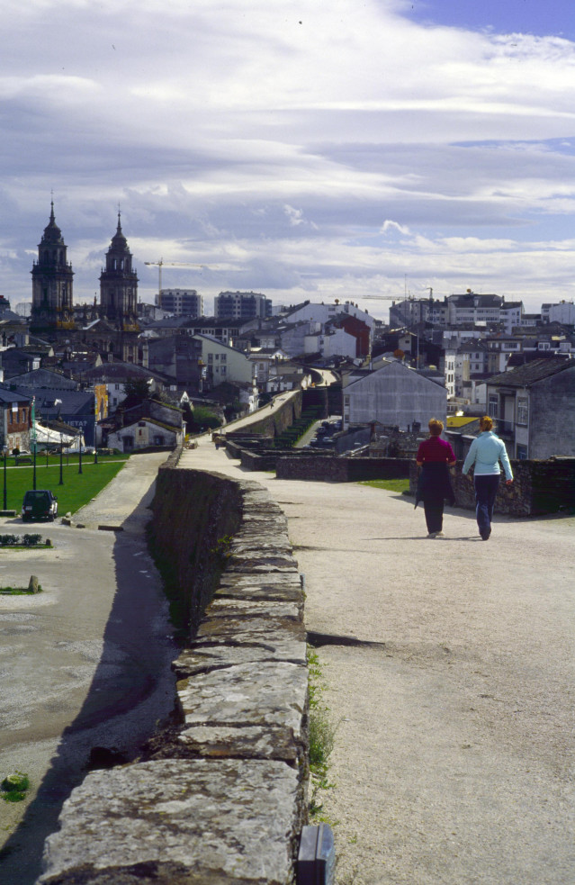 Calzada de la Muralla de Lugo.