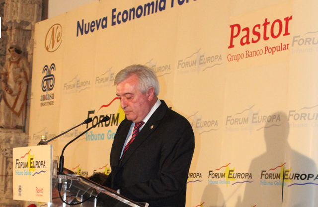 El rector de Santiago, la fuga de talento como “una sangría que este país no se puede permitir”