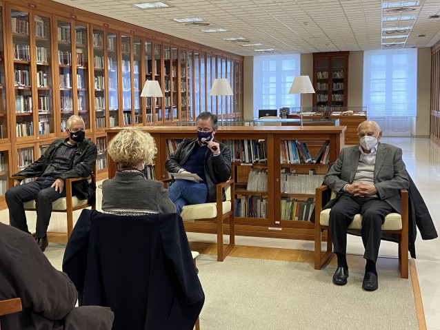 Presentación del libro sobre Álvaro Cebreiro en la Biblioteca Provincial