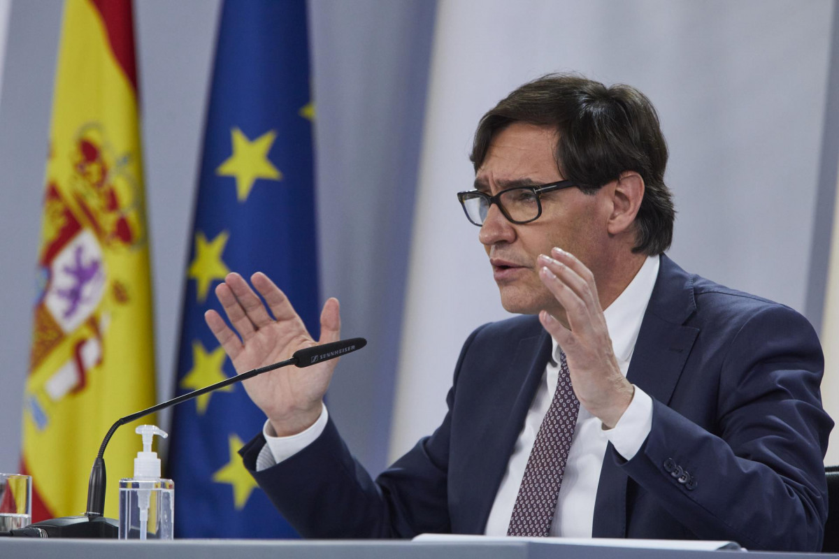 El ministro de Sanidad, Salvador Illa, ofrece una rueda de prensa tras el Consejo Interterritorial del Sistema Nacional de Salud, en Madrid (España), a 16 de diciembre de 2020.