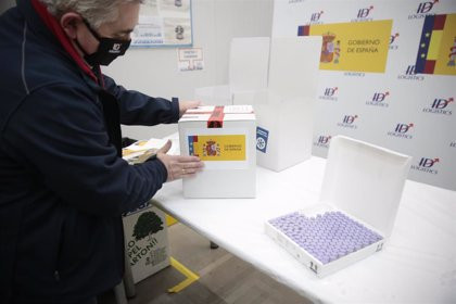 La vacunación en Galicia tendrá que esperar a miércoles por el retraso de la segunda remesa de Pfizer