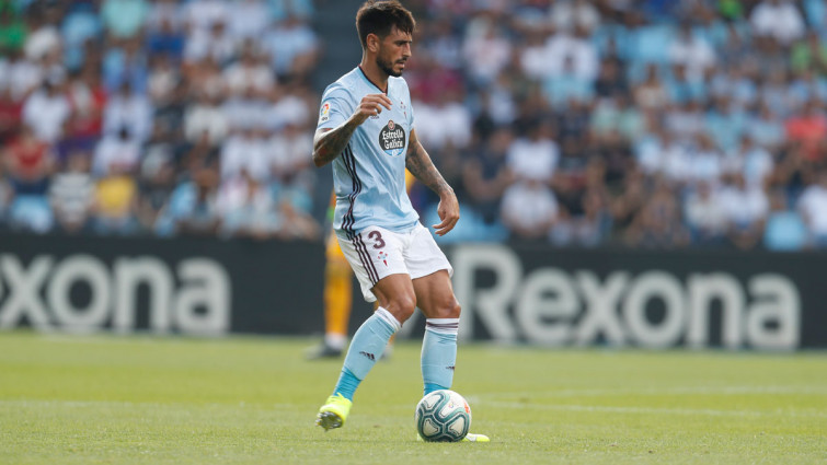 ​El Celta manda a Jorge Sáenz y David Costas a “pasear por el tablón”