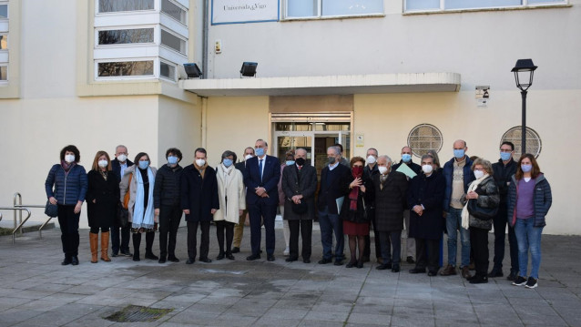 Participantes en el acto conmemorativo