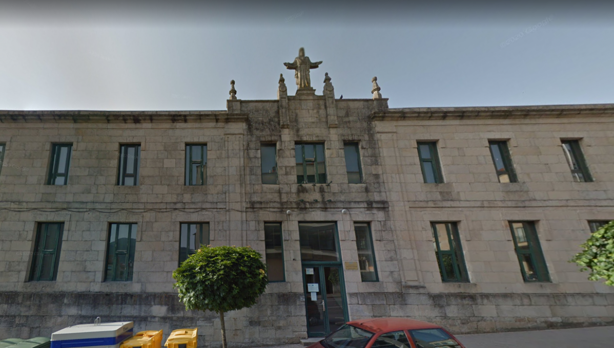 Fachada del IES de Allariz en una foto de Google Street View