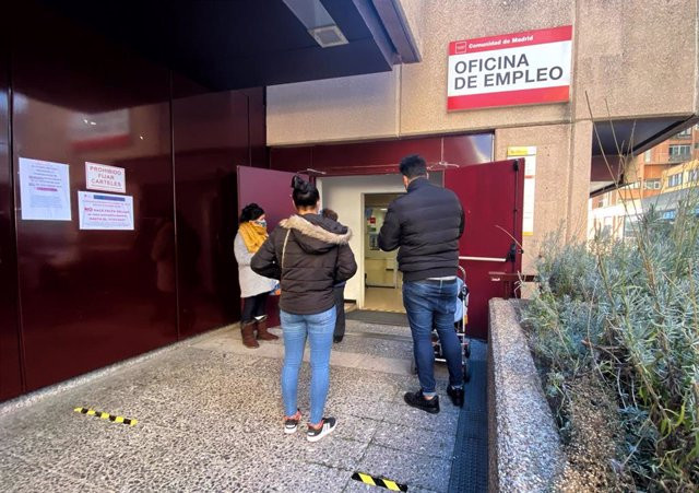 Galicia fue una de las tres comunidades en las que bajó el paro en 2020, pero se destruyeron 15.000 empleos