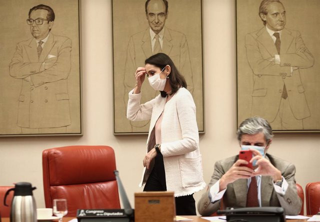 ¿Volver a viajar en Semana Santa? La ministra de Industria Reyes Maroto cree que es posible