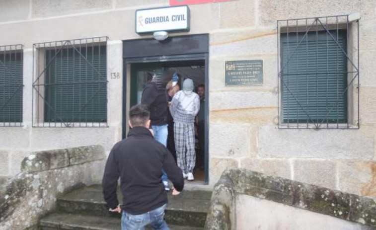 El juzgado de instrucción número 2 de Pontevedra ha dictado prisión sin fianza para el asesino de su exnovia