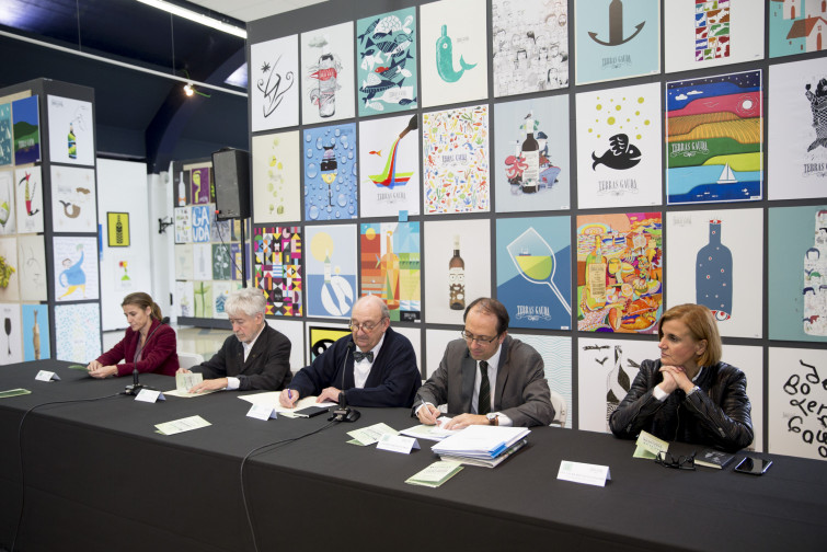 Bienal Internacional de Cartelismo Terras Gauda-Concurso Francisco Mantecón