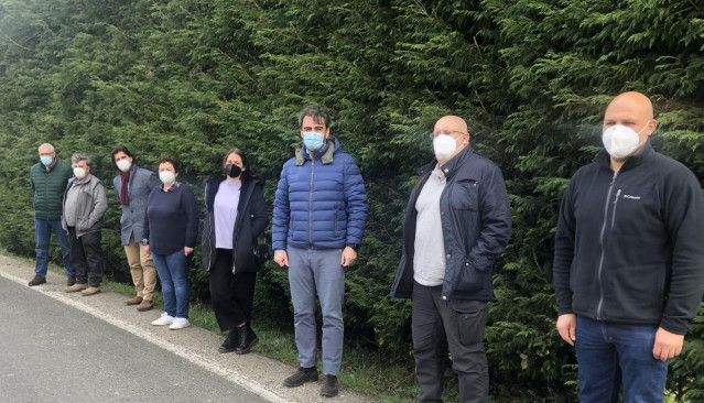 Alfredo Dovale, segundo por la derecha.