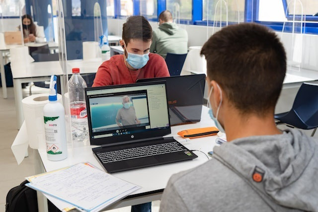 Alumnos de la universidad