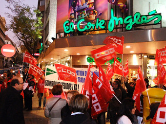 Una pasada protesta sindical frente a un Corte Inglués en una imagen de Sindicalistas de Izquierda