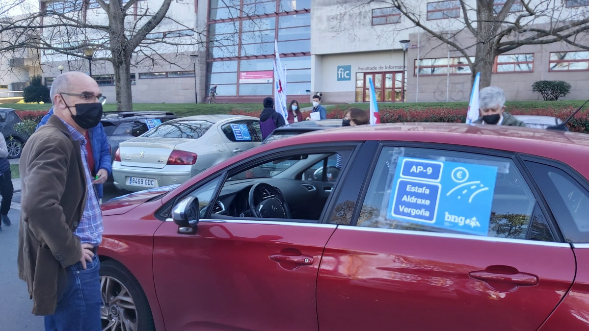 Jorquera lu00edder del BNG en A Coruu00f1a en la caravana de protesta