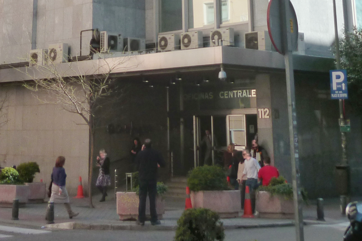 Imagen de las oficinas centrales del Corte Inglu00e9s en el Barrio de Goya en una foto de Google Street View