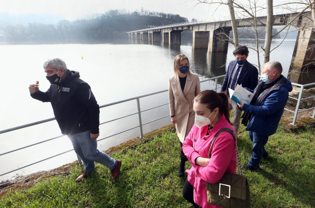 La conselleira de Política Social, Fabiola García, visita el albergue juvenil de la Xunta en Portomarín (Lugo)