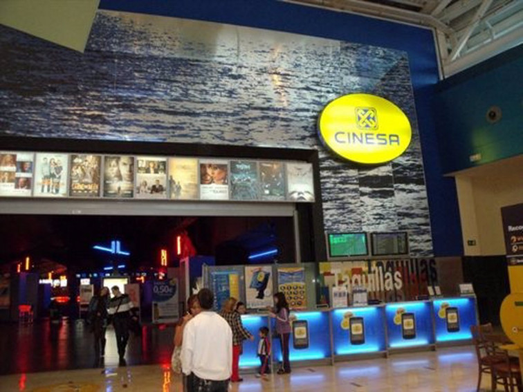 ​Las salas Cinesa de Marineda City reabrirán este viernes 19 de marzo tres días a la semana
