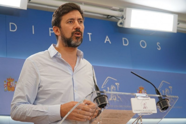 El diputado de Galicia En Común, Antón Gómez-Reino