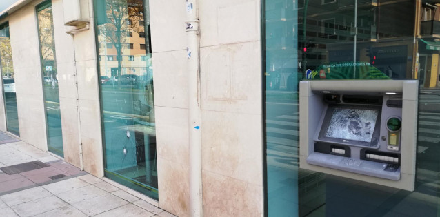 Archivo - Entidad bancaria