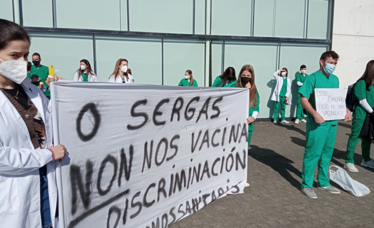 Los alumnos de Odontología denuncian la discriminación que sufren al no estar vacunados todavía
