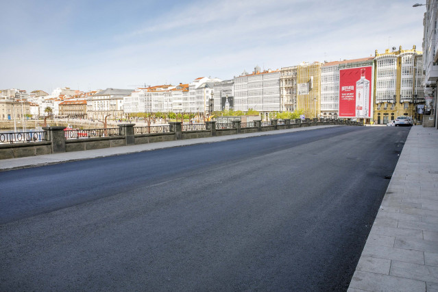 Obras de asfaltado en el paseo de la Dársena y el Parrote
