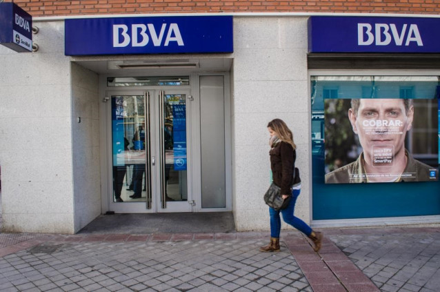 Archivo - Sucursal, banco BBVA
