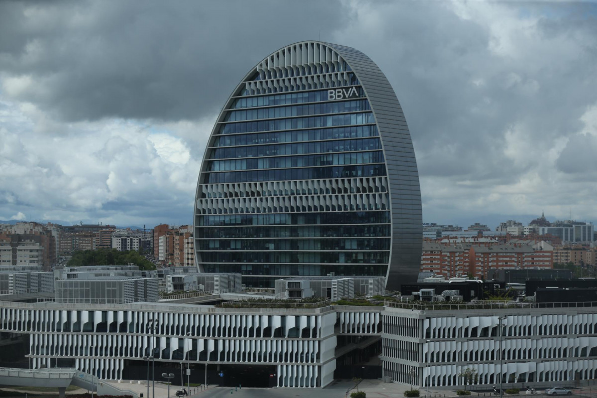 Edificio de la sede de BBVA en Madrid, conocido como ‘La Vela’, a 22 de abril de 2021, en Madrid.