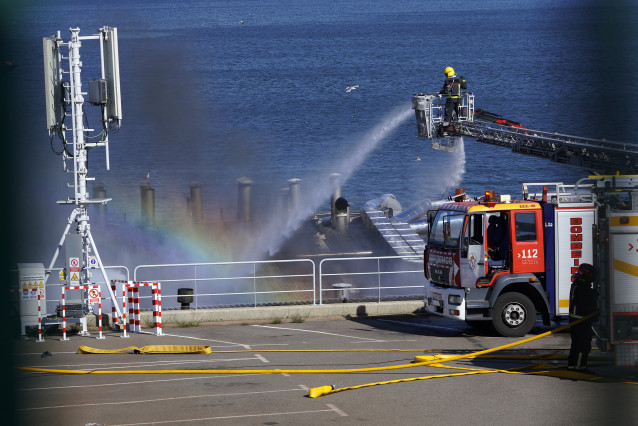 Incendio en las instalaciones de la empresa Jealsa, a 8 de mayo de 2021, en la parroquia de Abanqueiro, Boiro, A Coruña, Galicia (España). Según han informado fuentes municipales, las llamas en las instalaciones que la empresa conservera Jealsa tiene en l