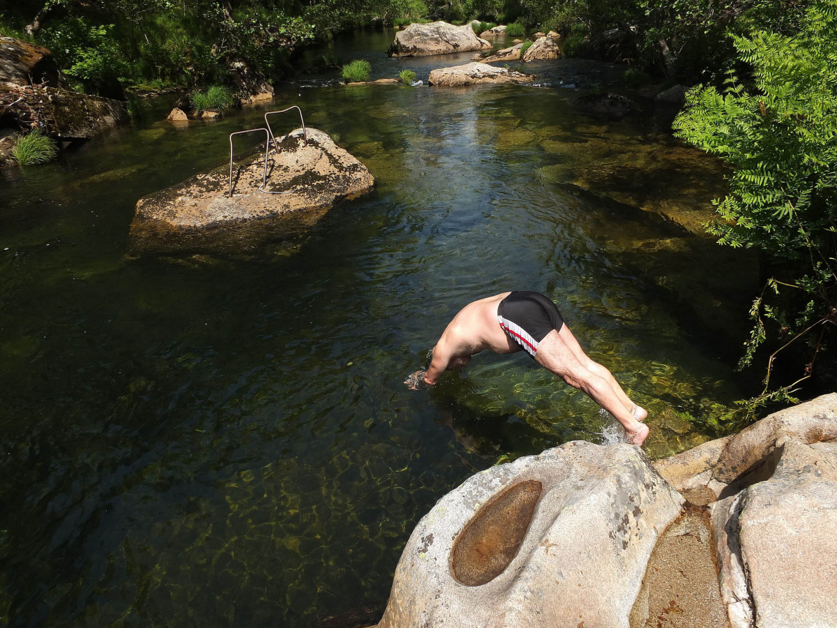 La Praia da Calzada en Ponteareas es la u00fanica playa fluvial de Galicia con bandera azul en 2021