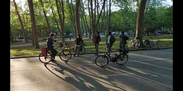 Greenpeace y Mulleres Bicivisíbeis lanzan un proyecto para contribuir a aumentar el número de mujeres ciclistas en Vigo