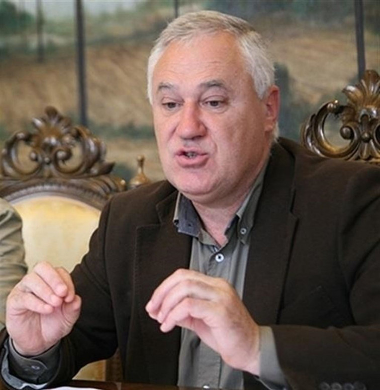 O PSdG expulsa provisionalmente ao alcalde de Becerreá