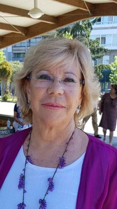Isaura Abelairas, concejal socialista del Ayuntamiento de Vigo  y diputada provincial entre 1997 y 2003, y entre 2007 y 2020; y diputada autonómica desde julio de 2020 hasta su fallecimiento, en junio de 2021.