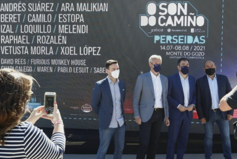 Presentaciu00f3n del cartel Son do Camiu00f1o Perseidas  2021 en una foto de la Xunta