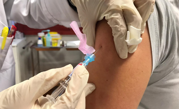 El SERGAS estima que la vacunación a los jóvenes de entre 20 y 29 años comenzará sobre el 9 de agosto