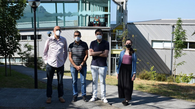 Los docentes Fernando Pérez y Pedro Comesaña y los investigadores David Vázquez y Elena Rodríguez participan en el proyecto
