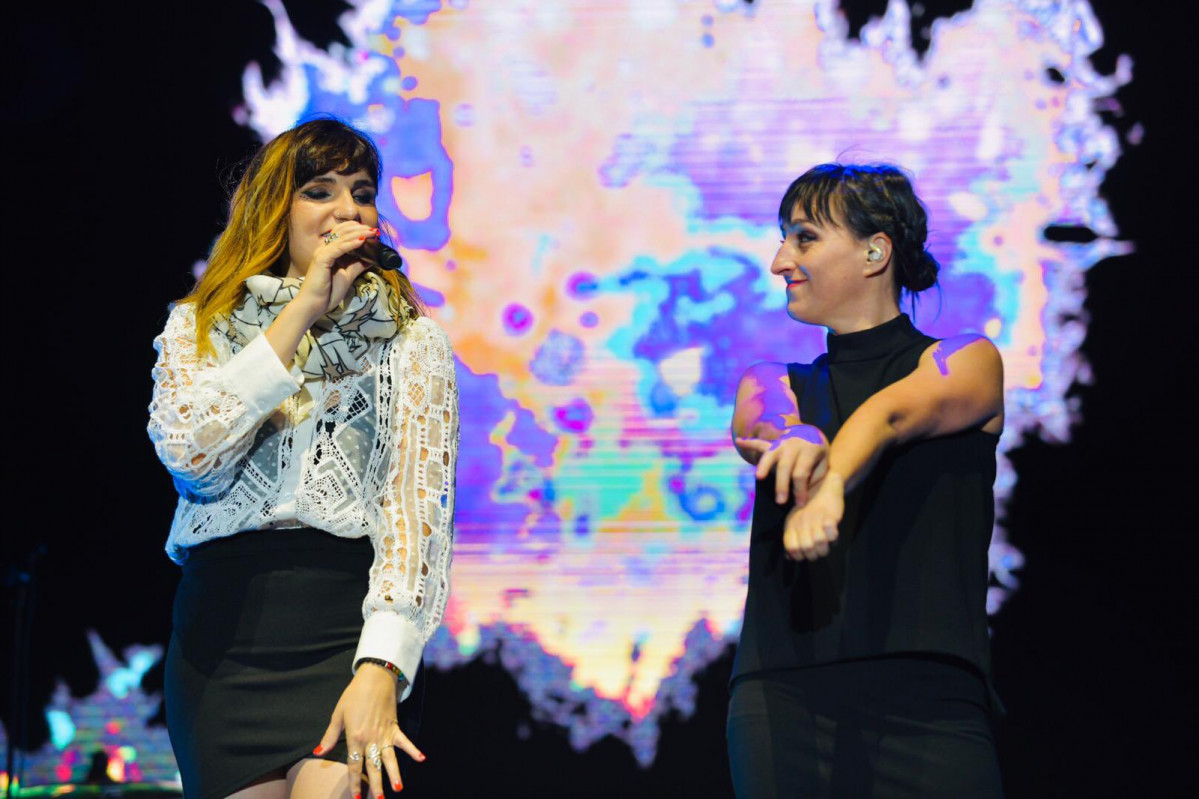 Rozalen en el ciclo Perseidas en una foto de Janitefoto publicada por O Son do Camiu00f1o