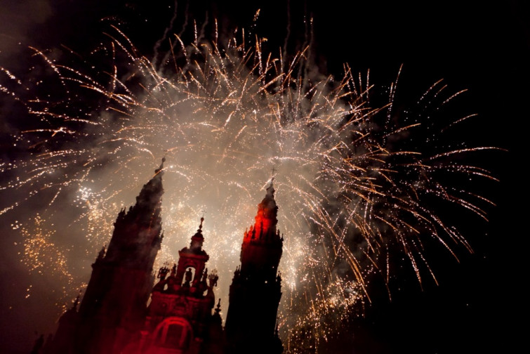 Santiago recupera las atracciones de feria para las fiestas del Apóstol y la Ascensión