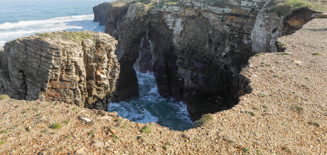 Archivo - Playa de As Catedrais, en Ribadeo (Lugo)