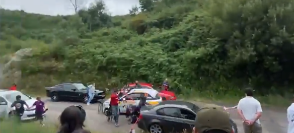 Vídeo: Atropello de espectadores en el Rally Rías Baixas en Vigo provoca la evacuación de una mujer