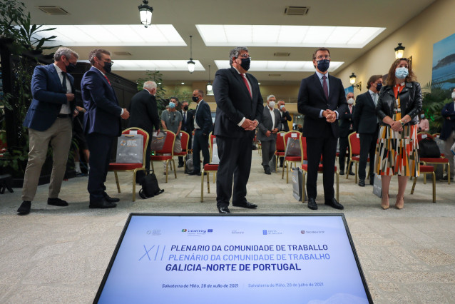 Feijóo en el plenario de la Comunidade de Traballo de Galicia y el Norte de Portugal.