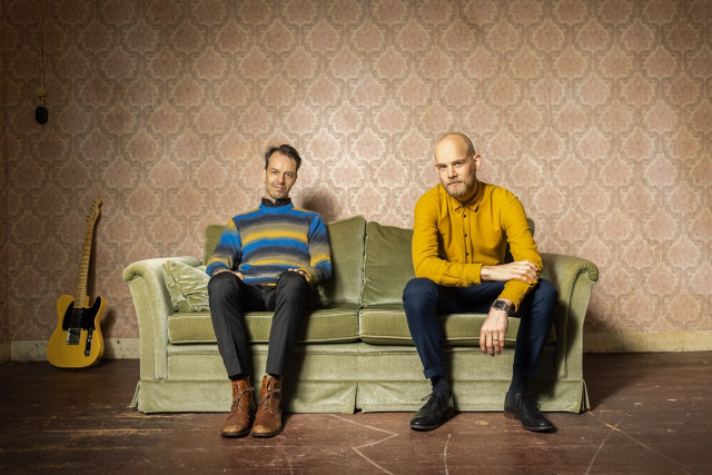 Los músicos holandeses Jesse Van Ruller y Maarten Hogenhuism, que participan en la XXIV edición del Festival Internacional de Jazz de Cangas.